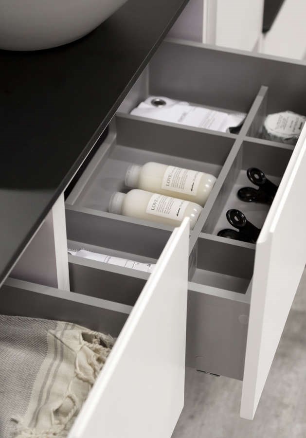 Badrumsmöbel Lifestyle Lc 135 Med 6 Lådor Loop Handfat 120cm, Vit