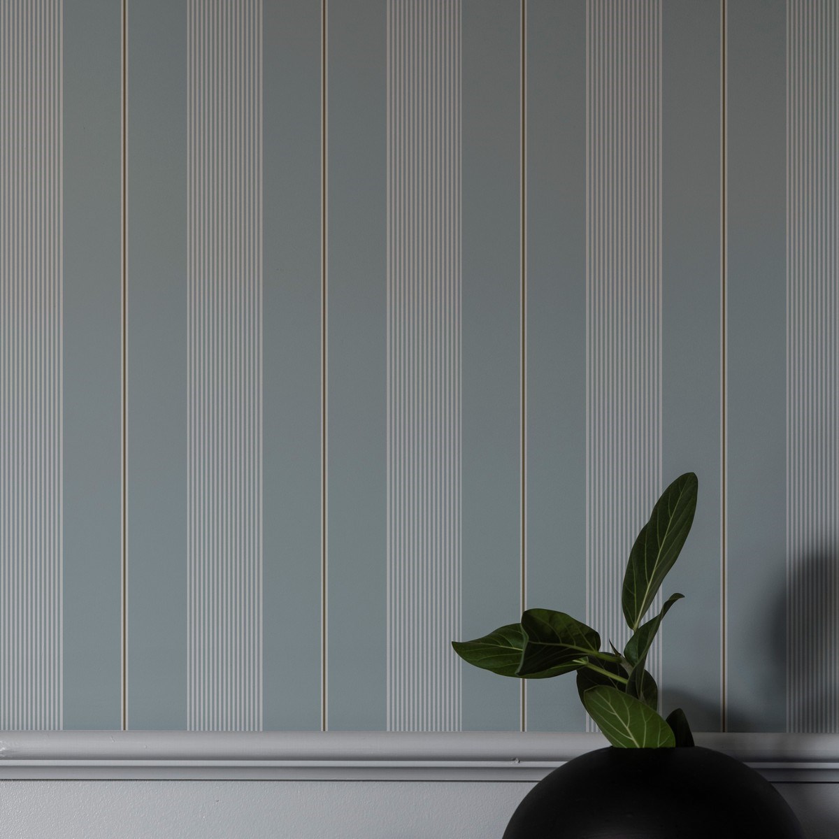 Tapet  Enfärgad & Randig Axel 411-04