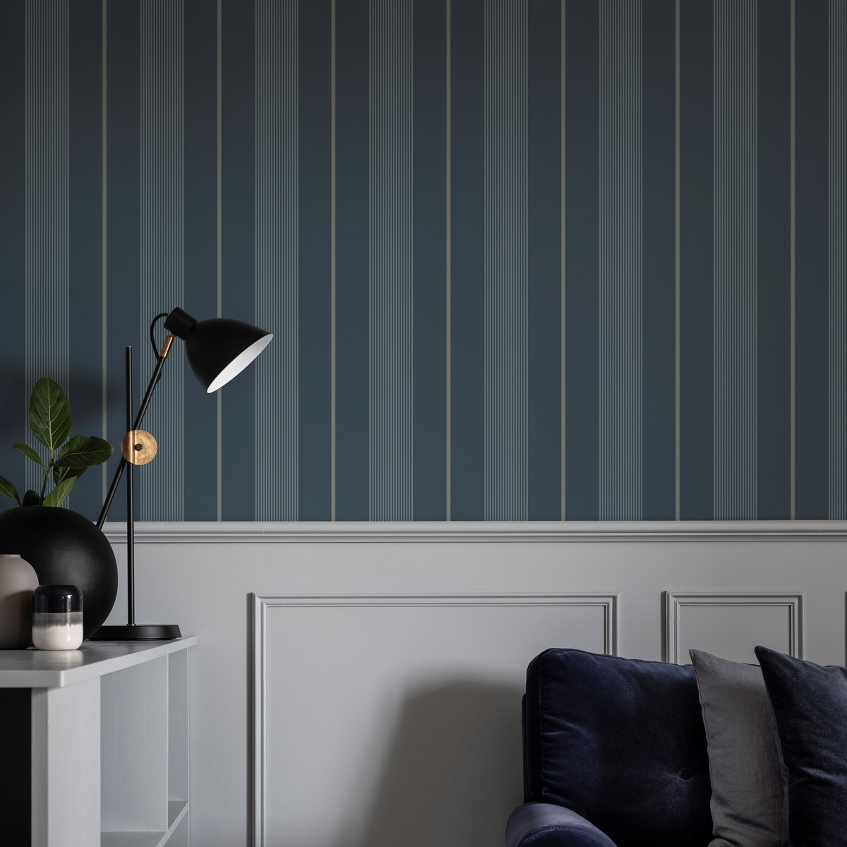 Tapet  Enfärgad & Randig Axel 411-05