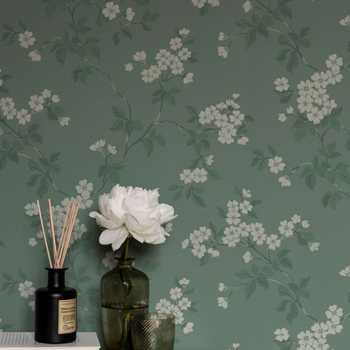 Tapet Blommor&blad Karin 679-02