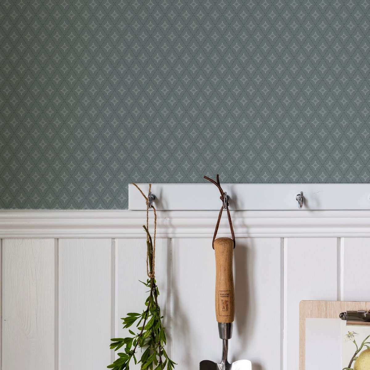 Tapet Blommor&blad Lillstjärna 680-04