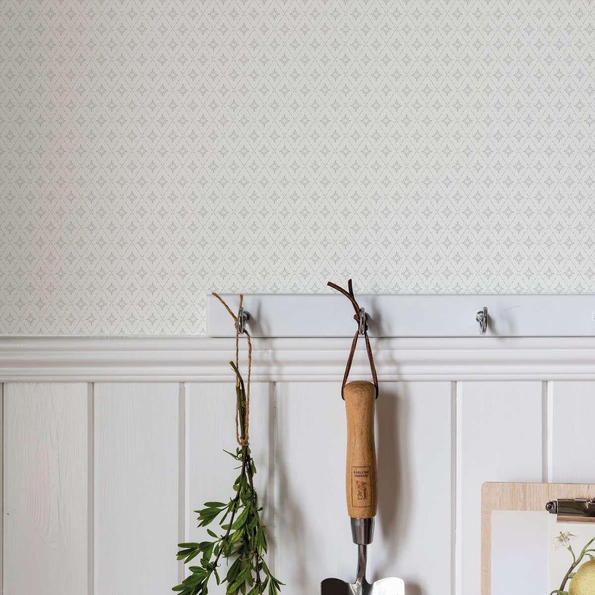 Tapet Blommor&blad Lillstjärna 680-01