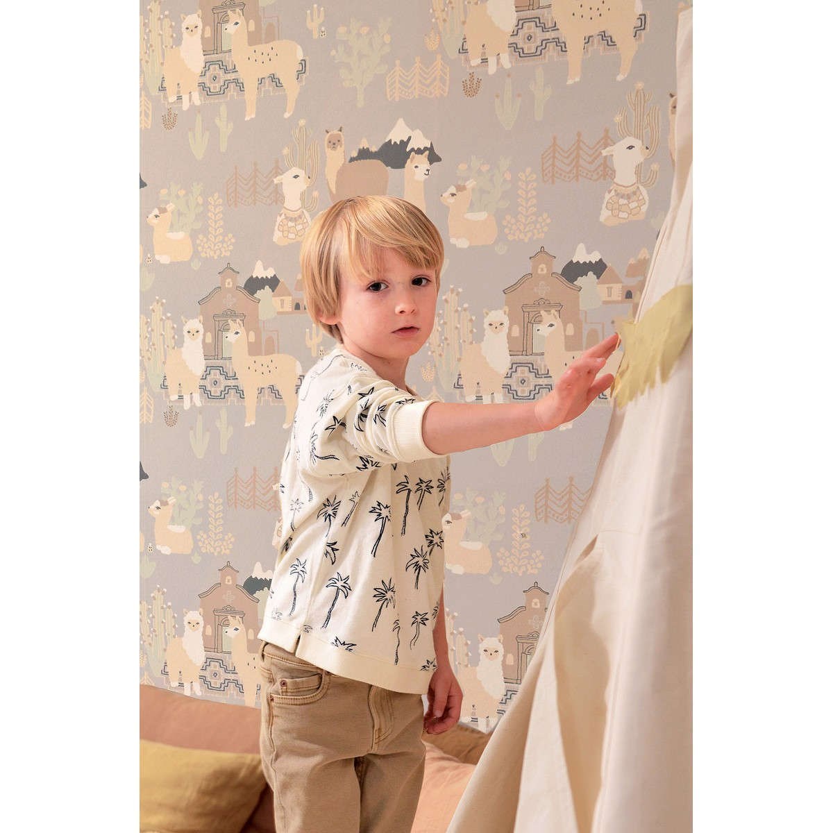 Tapet Poetry Lama Village 143-01