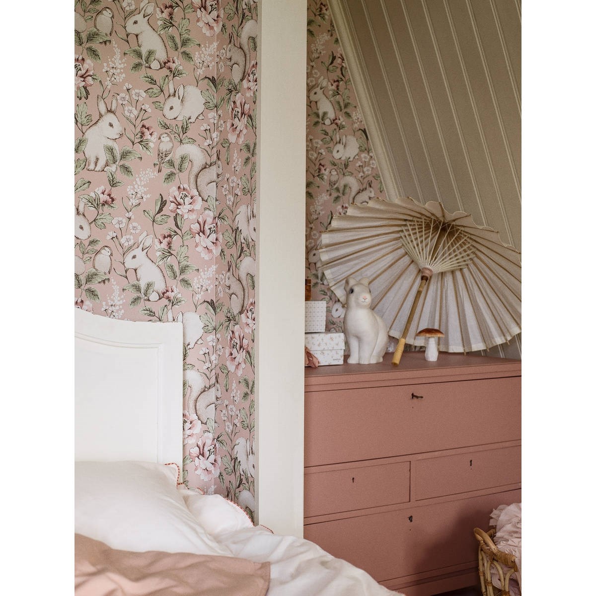 Tapet Newbie Wallpaper Magic Forest 7476