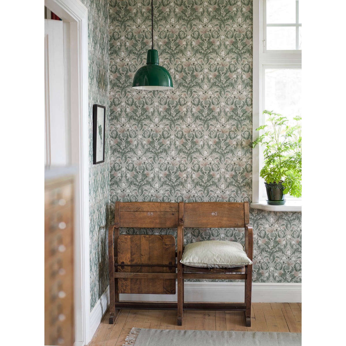 Tapet In Bloom Thistle 7203