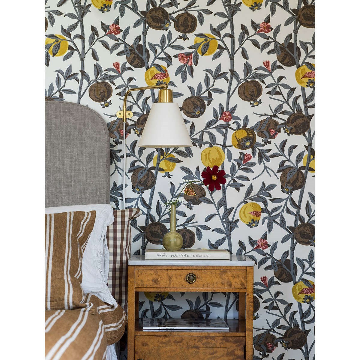 Tapet Scandinavian Designers III Gocken Jobs Granatäpple 1959