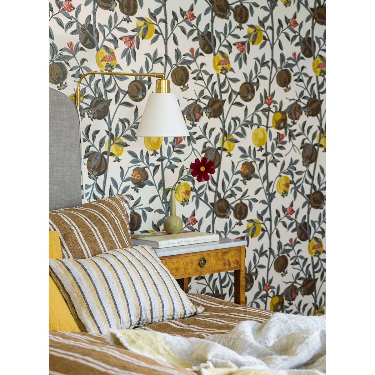 Tapet Scandinavian Designers III Gocken Jobs Granatäpple 1959