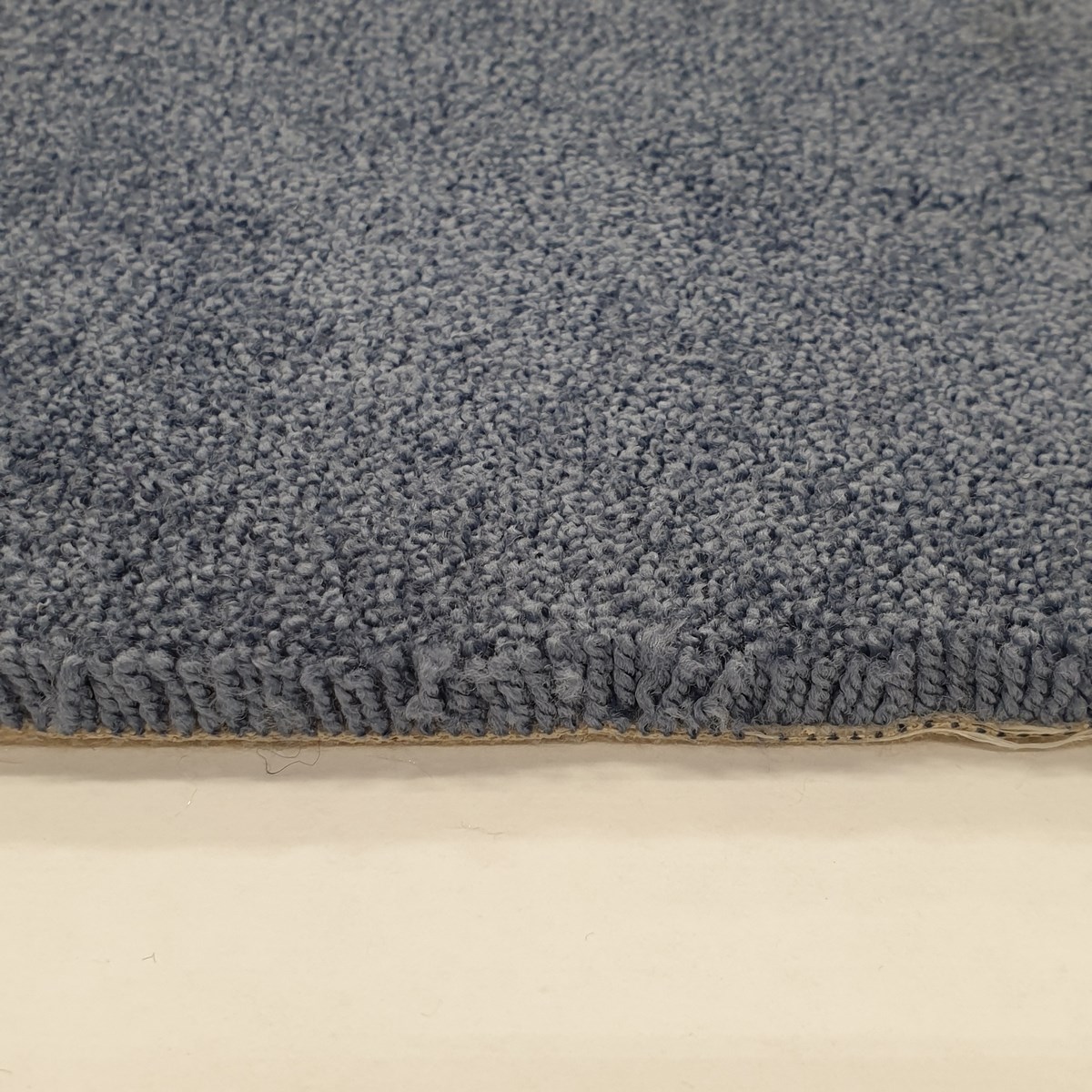 Heltäckningsmatta Carisma 82 400cm, Blå