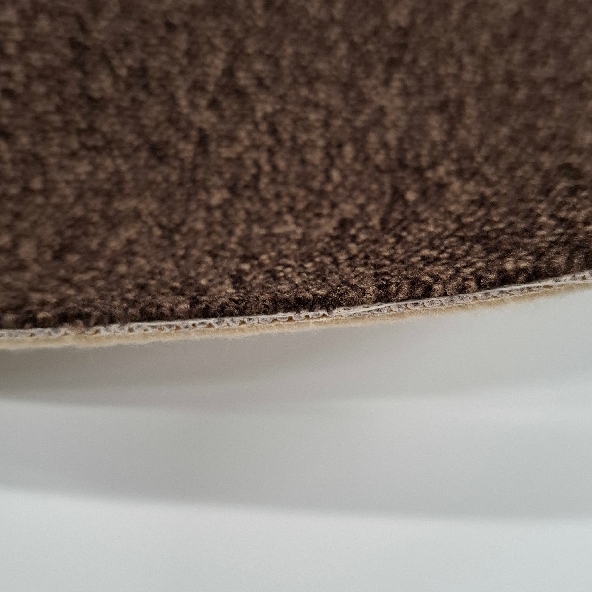 Heltäckningsmatta Granit 400 Coffee 390cm