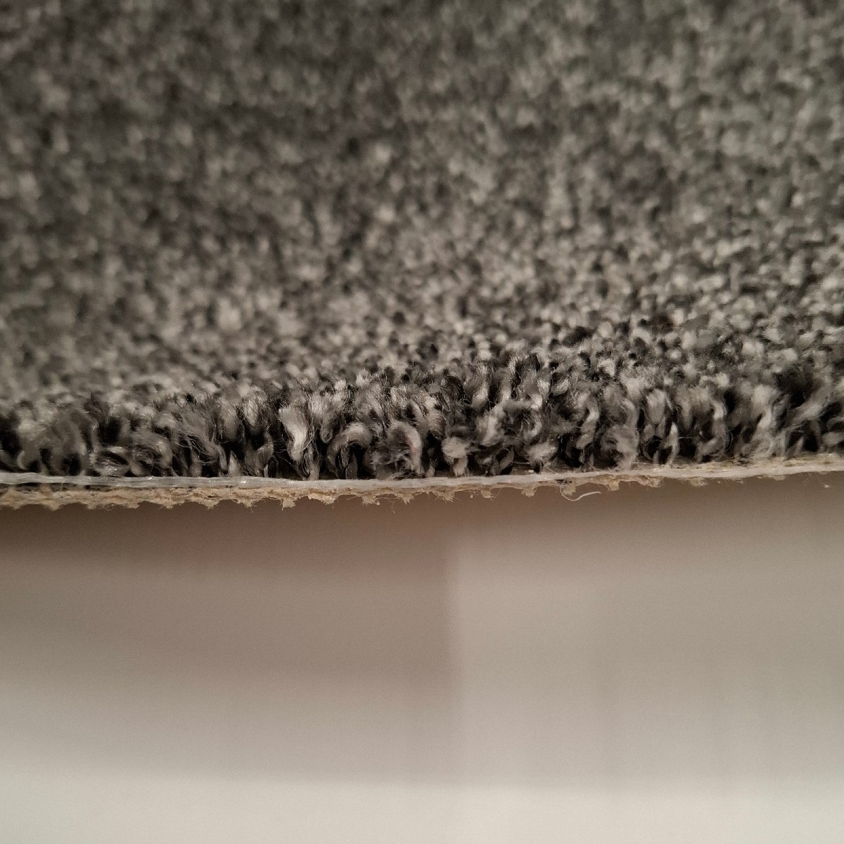 Heltäckningsmatta Inspiration 810 Charcoal 500cm