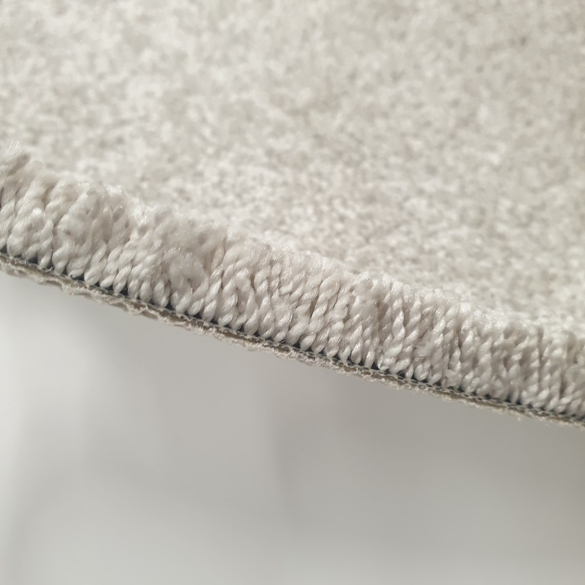 Heltäckningsmatta Luxor 71 400cm, Grå