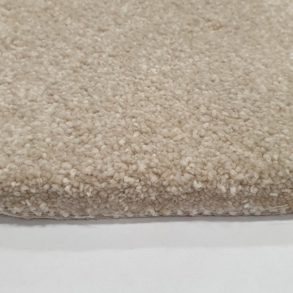 Heltäckningsmatta Majesty 603 400cm, Beige