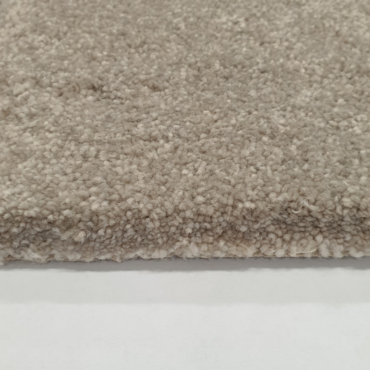 Heltäckningsmatta Majesty 604 400cm, Beige