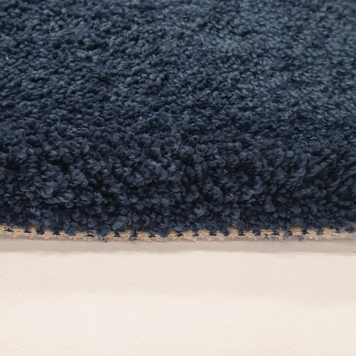 Heltäckningsmatta Kashmir 77 400cm, Mörkblå