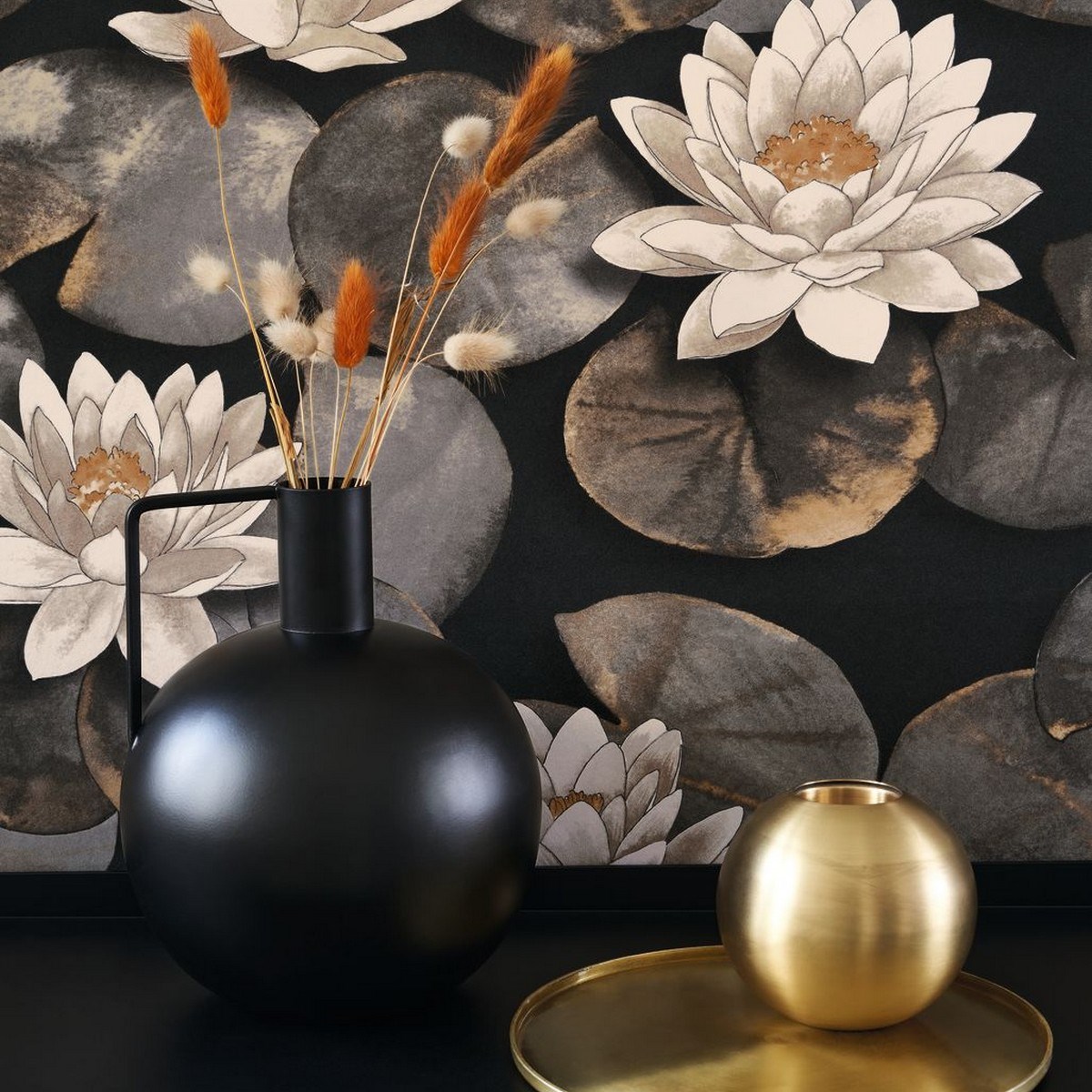 Tapet Gardens Nymphea Noir Fusain Gadn87639874