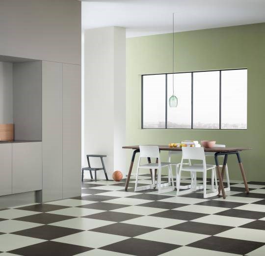 Linoleumgolv Marmoleum Click 333707 Black Hole Svart, 30x30cm