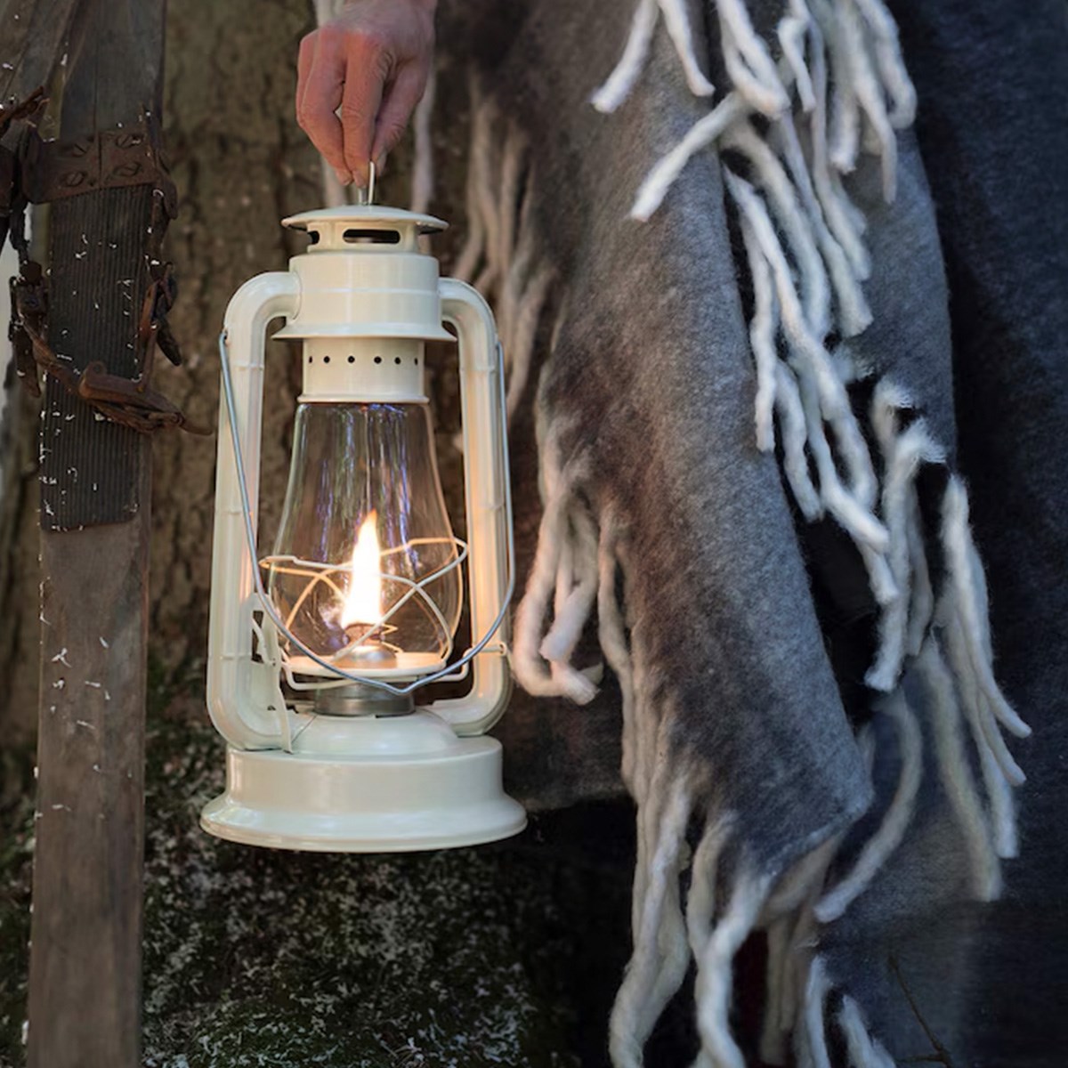 Stormlykta Stor Vit/Mässing