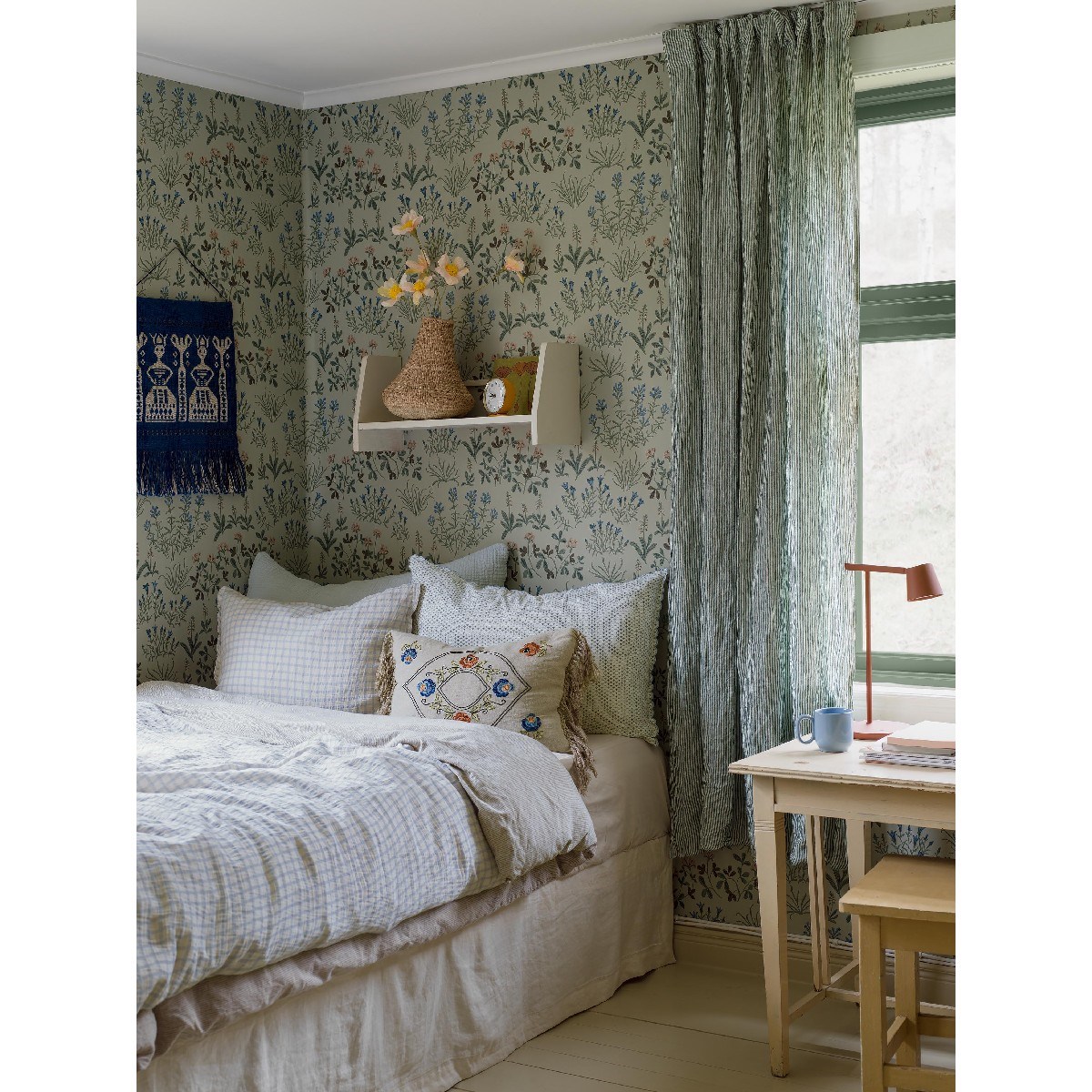 Tapet Nordic Folk Noras Äng 5801