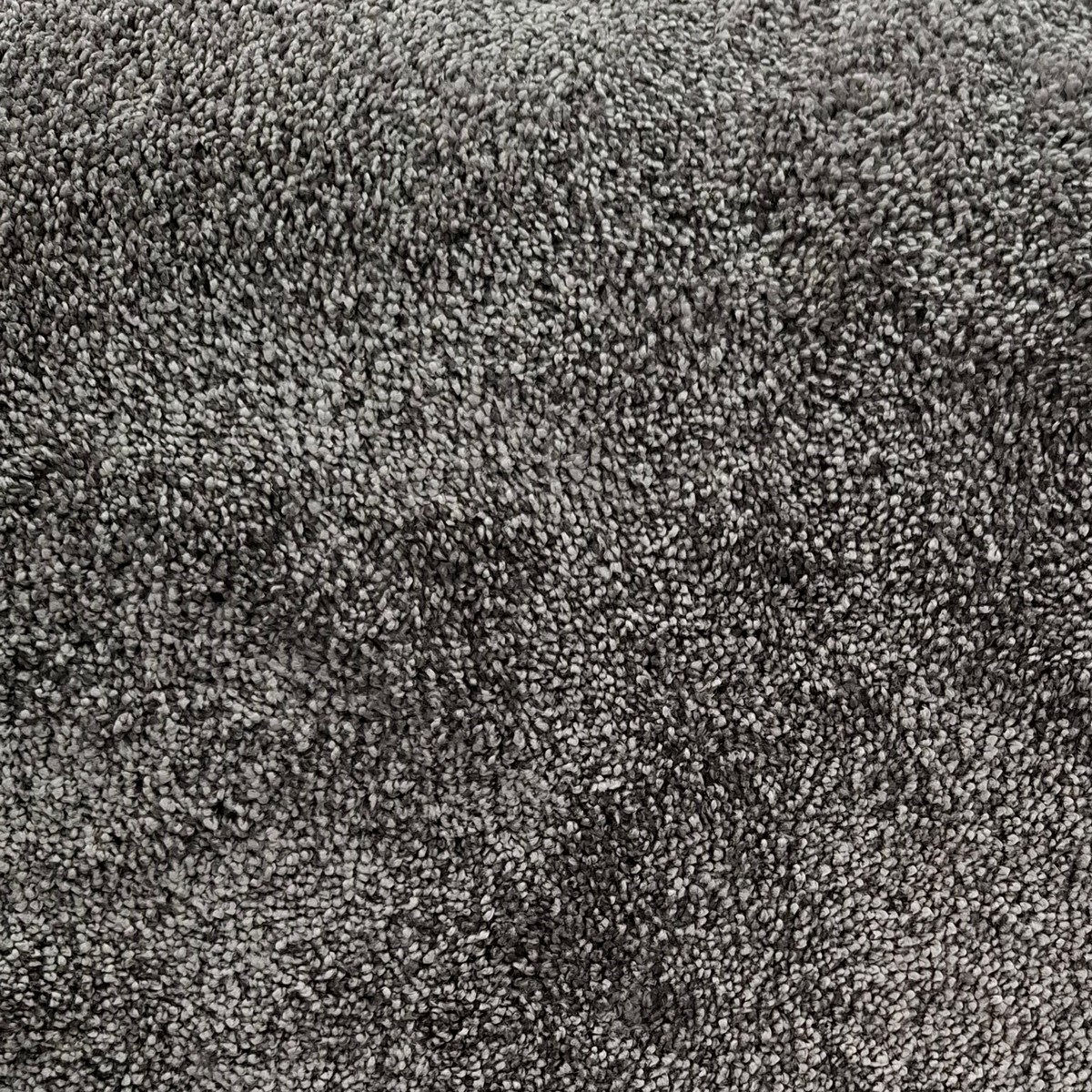 Heltäckningsmatta Lucid 77 400cm