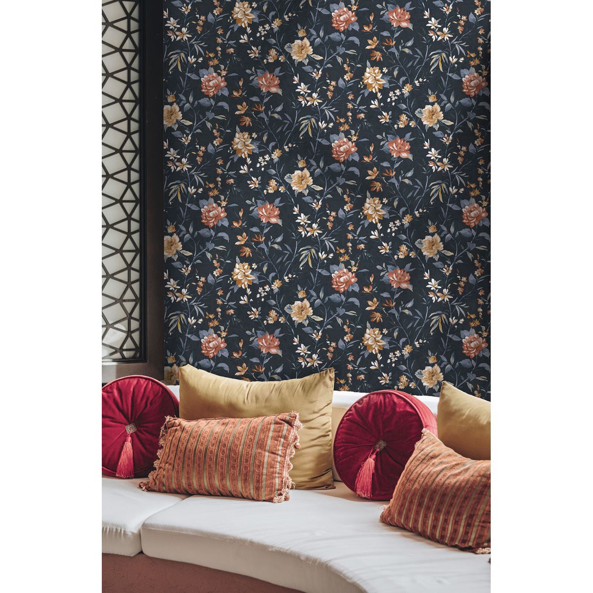 Tapet Journey to the East Sazanka Navy 91850