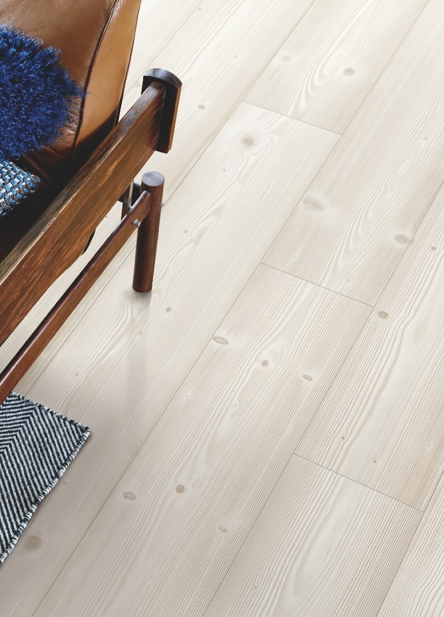 Laminatgolv Visby Brushed White Pine Tall, 1-stav