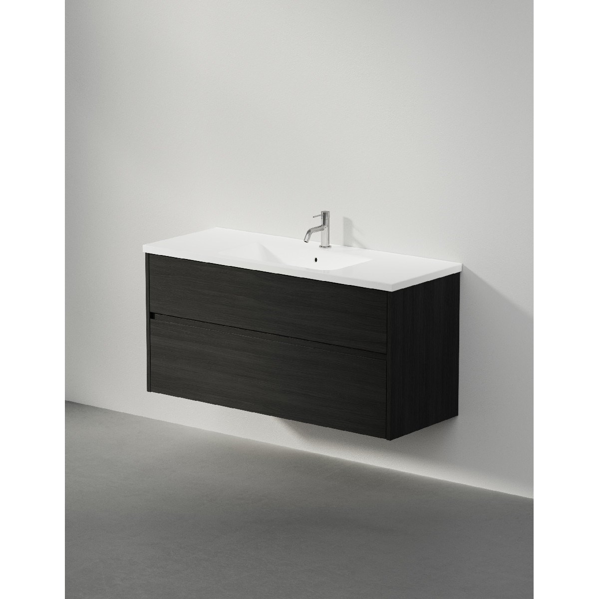 Kommod Grand Grip 120x45cm, Black Oak, Slät