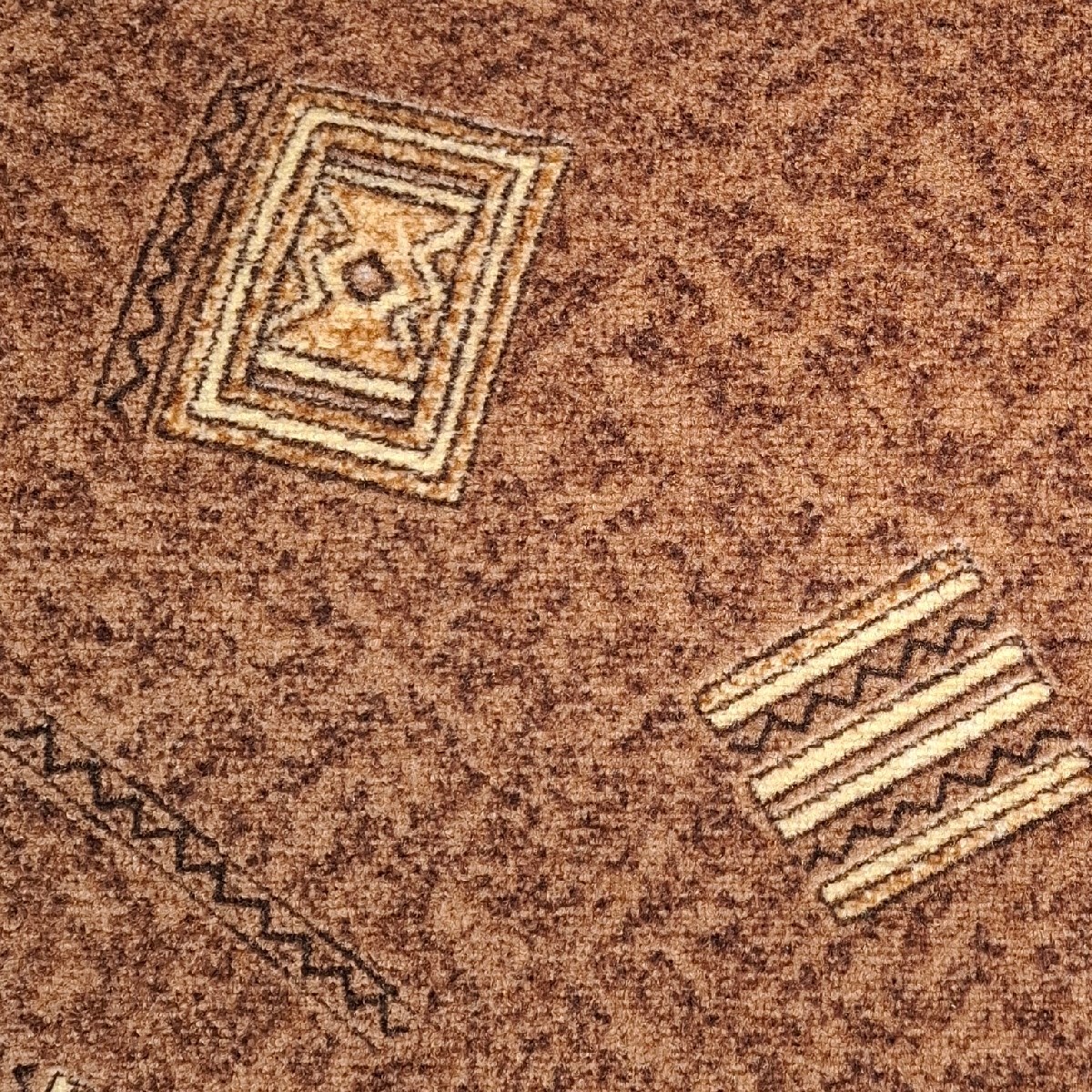 Heltäckningsmatta Kreta Havannah 44 400cm