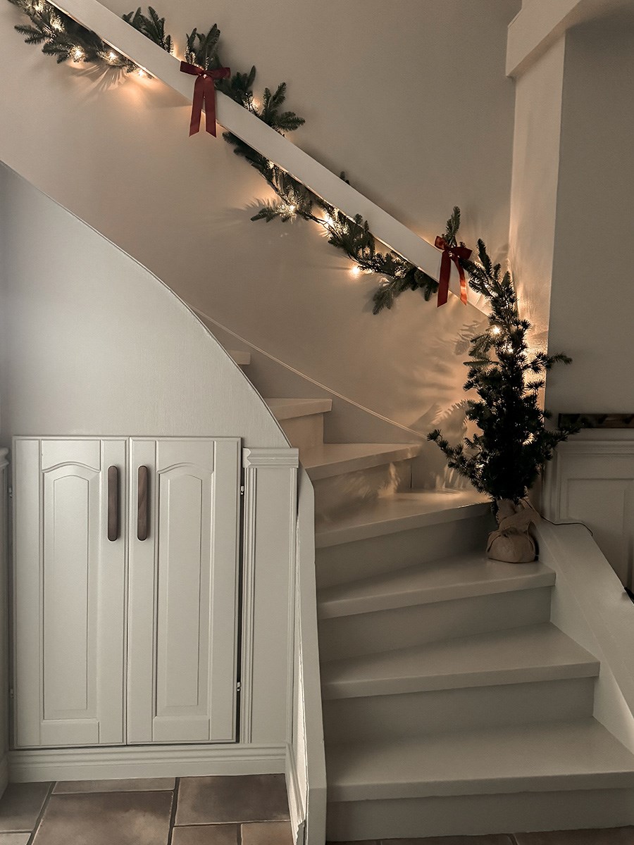 Trapp målad med Sandras Havrebeige